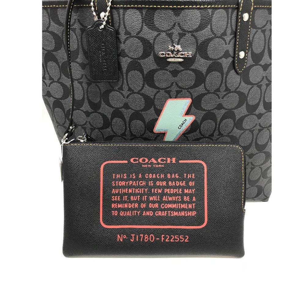 Coach F22552 Signature Reversible PVC City Tote - Picture 2 of 8